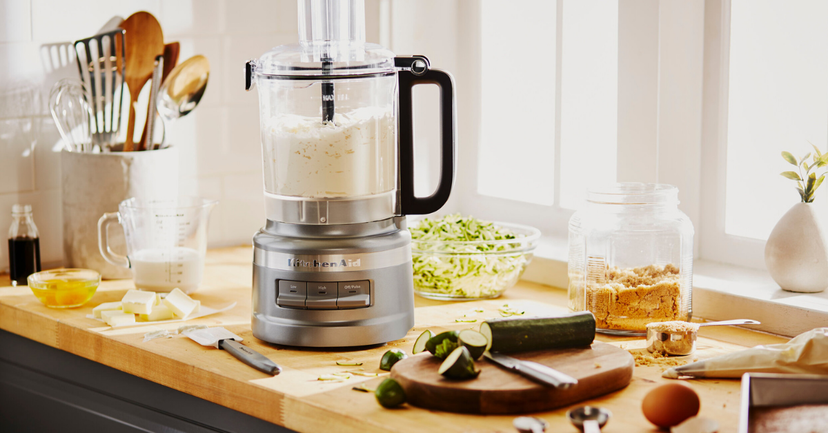 Blender vs. Food Processor What s Right For You VacuumCleanerMarket