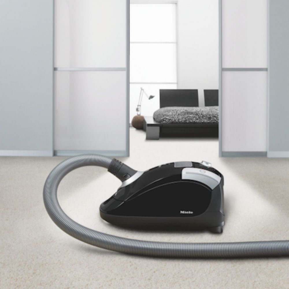Miele C1 vs C2 Vacuum Cleaner Comparison