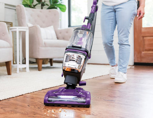 Kenmore FeatherLite Lift-Up Bagless Upright Vacuum