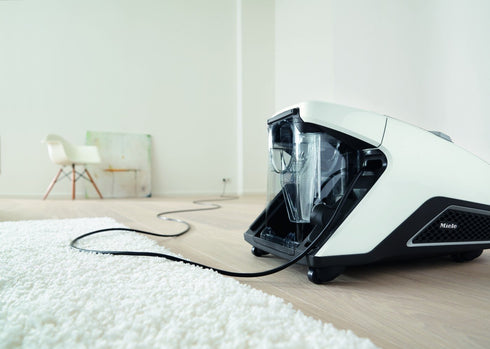 Miele Blizzard CX1 Cat & Dog Bagless Canister Vacuum Cleaner