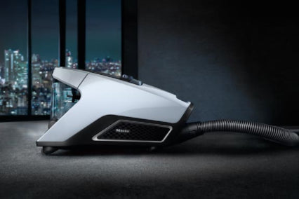 Miele Blizzard CX1 Cat & Dog Bagless Canister Vacuum Cleaner